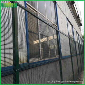 Heavy security welded anti climb 358 fencing panel